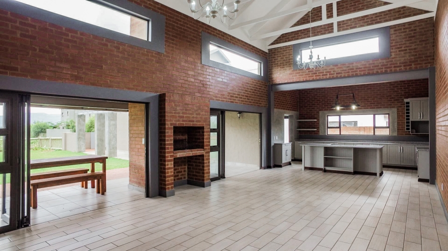 To Let 3 Bedroom Property for Rent in The Coves North West